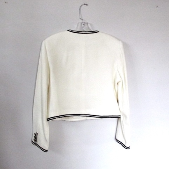 Ivory Cropped Jacket with Black Accents, Chanel-style, Size 8 - Picture 4 of 8